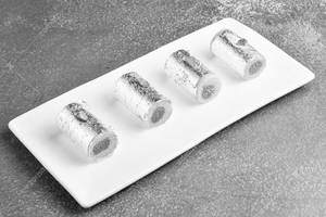 Kaju Pista Roll