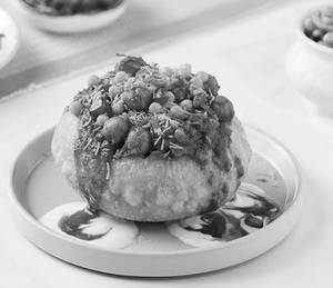 Chole Kachori
