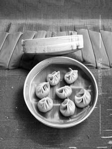 Paneer steamed momos