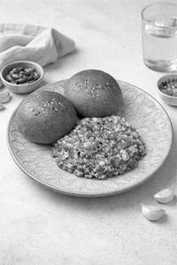 Paneer Bhurji (Dry) (200 gm), 2 Buns