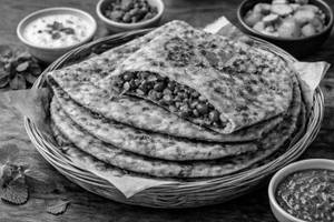 Pudina Rajma Paratha