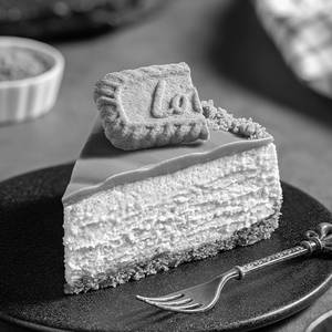 Biscoff Lotus Cake Slices [100 grams]