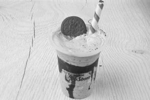 Oreo Chocolate Milkshake