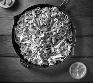 Special chicken noodles