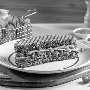 Veg Pesto Grilled Sandwich