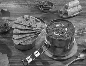 Dal Makhani - 5-GRAIN ROTI Meal