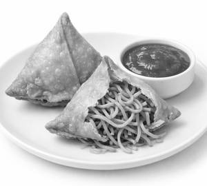 Chowmein Samosa (Ground Nut Oil)