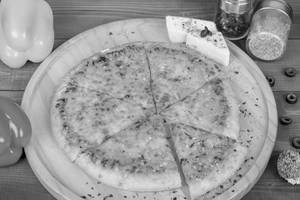 Sweet Corn Double Crust Pizza [8 Inches]