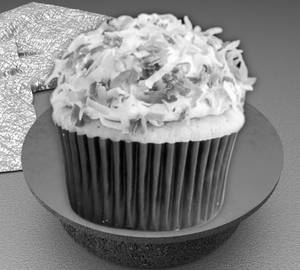 Coconut Floral Cup Cake [2 Pcs]