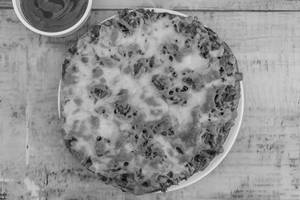 Chicken Cheese Pizza [8 Inches] With Choco Lava Cake