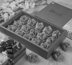Pista pyramid baklawa