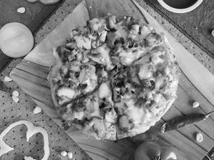 Chicken Tikka Pizza [8 Inches]