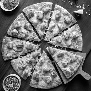 Smoked Chicken Pizza [11 Inch ]