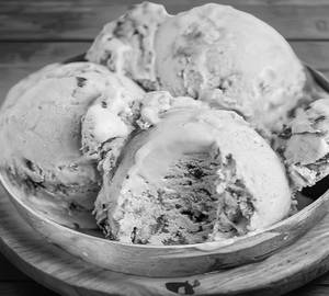 Black current Ice-Cream