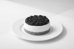 Dark Cherry Bento Cheesecake (300 Gm)