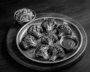 Tandoori Broccoli (6pc)