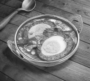 Egg curry [2 pieces]