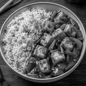Chilli Paneer With Fried Rice Bowl