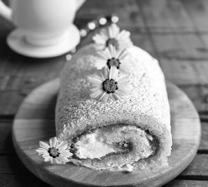 Pineapple butter roll
