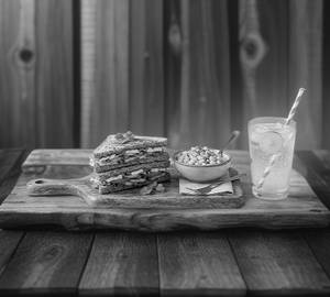 Sandwich Sweet Corn [2 Piece] + Cold Drink [Sprite 250 Ml ]