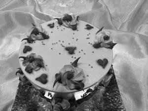 Mothers Day Special Heart Theme Cake [500 G]