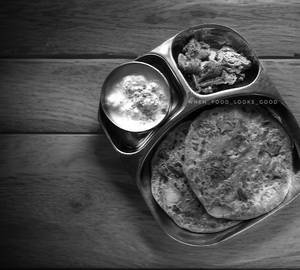 Ghee Aloo Paratha With Chole