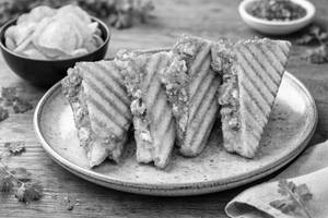 Paneer Makhani Sandwich