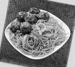 Noodles With Manchurian [Serves 1]