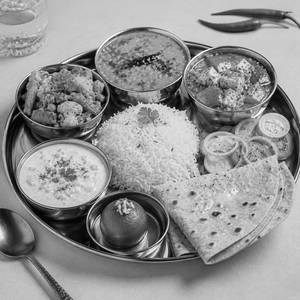 AG's Deluxe Thali