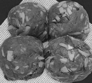 Spl Atta dryfruits Ladoo 500 Gm