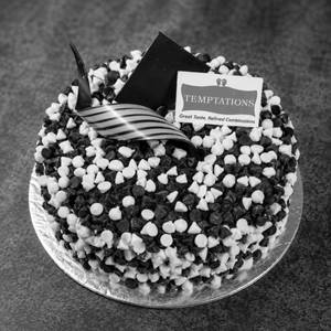 Chocochips Cake