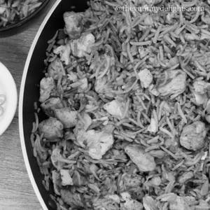 Schezwan Chicken Fried Rice