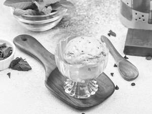 Midnight Mint Single Scoop
