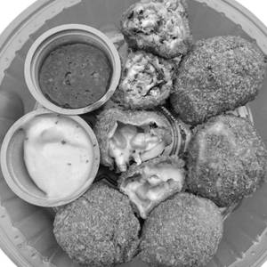 Cheese And Corn Kurkure Momos