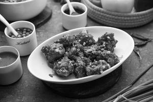 Red Pepper Chicken (10 Pcs)