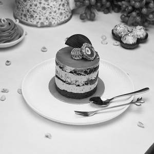 Ferrero Rocher Mini Cake