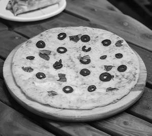 Gouda Cheese Garlic (Gouda Lasun) Pizza (11 Inch)