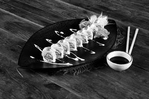 Avacado Sushi Roll (9 Pieces)