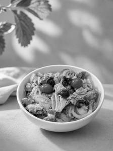 Pesto Herbs Chicken Salad (Upto 9g Protein)