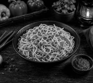 Hakka Noodles [ 200 Grams ]