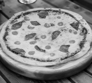 Double Cheese Margherita Pizza (11 Inch)