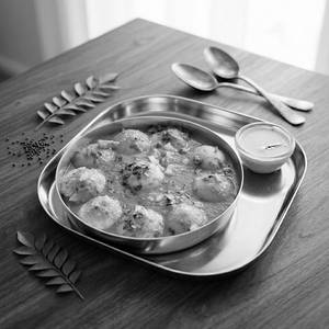 Authentic South Indian Mini Sambhar Idli And Chutney (mini-10pcs)