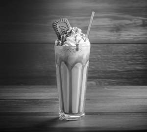 Milky bar milkshake