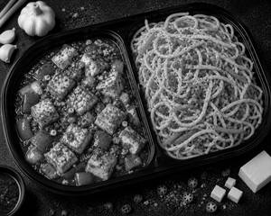 Veg Haaka Noodles With Garlic Paneer Gravy