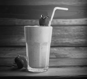 Strawberry Milkshake 400Ml