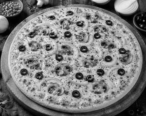 Creamy Mushroom Magic Pizza