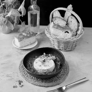 Baked Goat Cheese With Assorted Breads