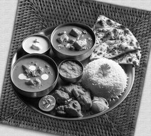 Garlic Naan Thali