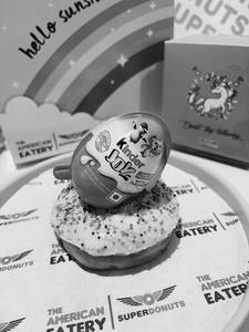 Kinder Joy Donut
