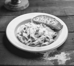 Classic Pesto Pasta